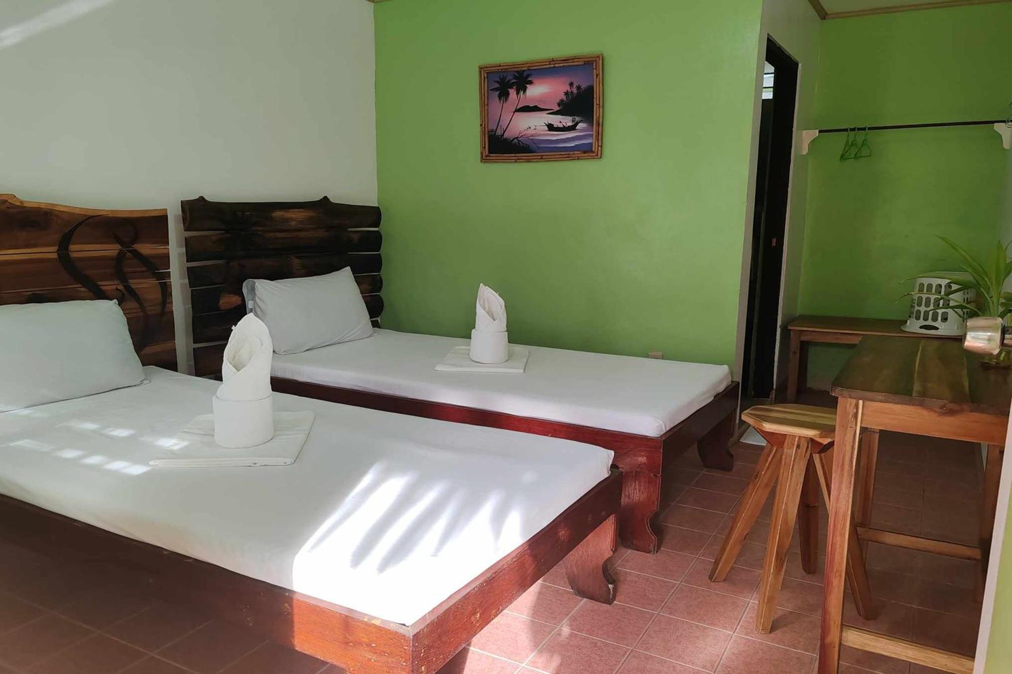 Summer Homes Beach Resort And Cottages Palawan Barton Экстерьер фото