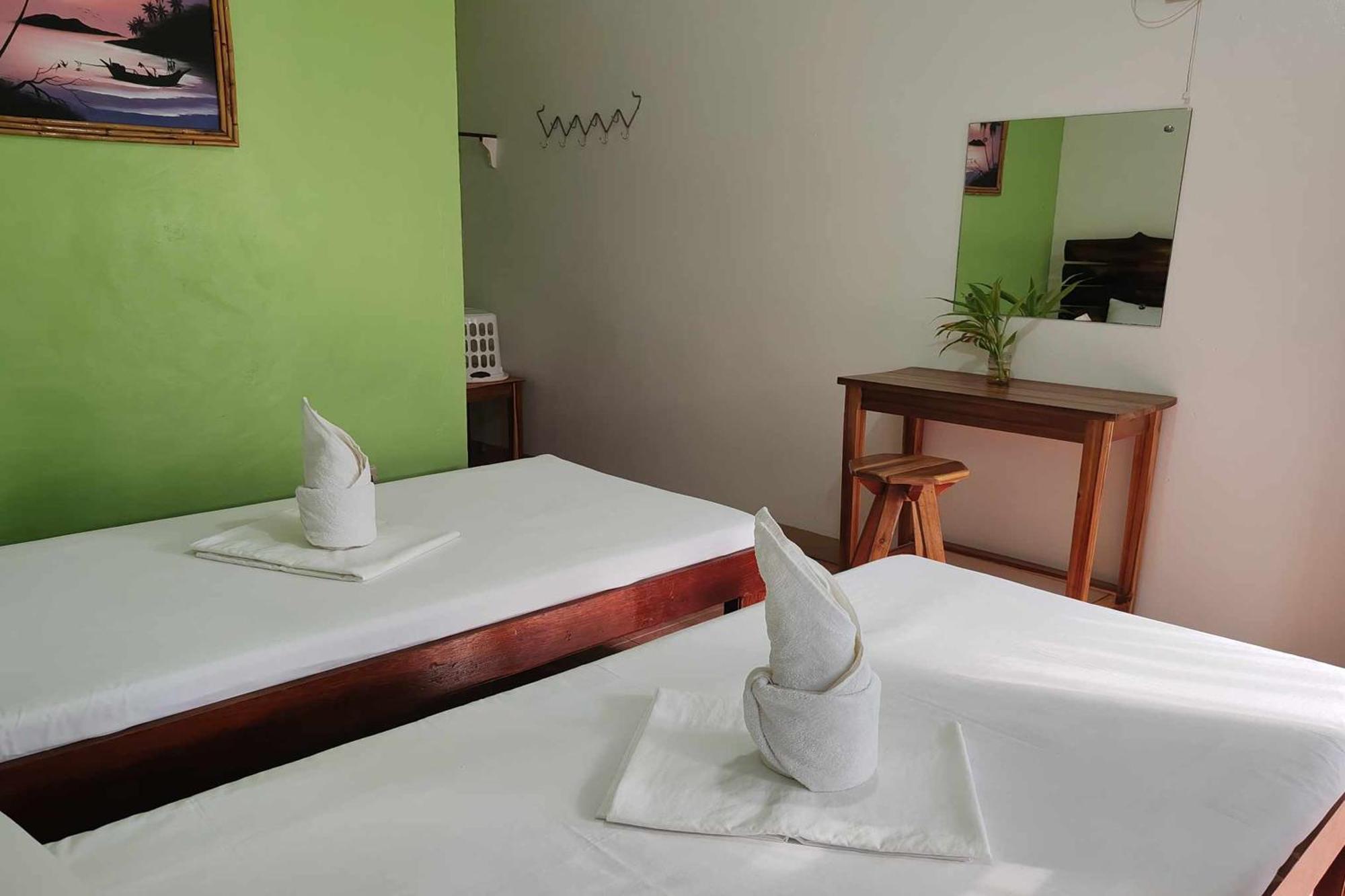Summer Homes Beach Resort And Cottages Palawan Barton Экстерьер фото